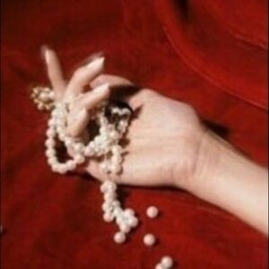 Meet your Posher, Treasure